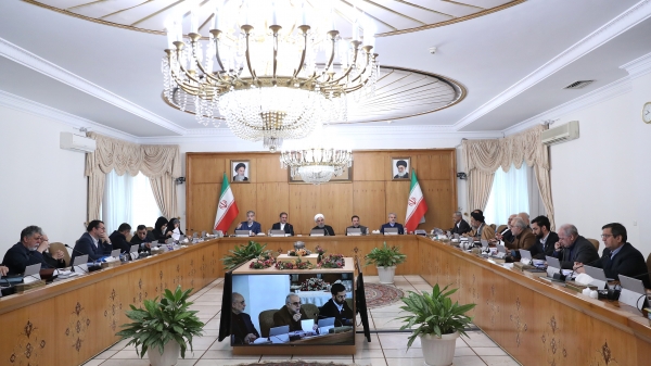 We must take the right path by interaction between cultural, economic, security and political powers/ No power higher than people’s presence, resistance, devotion, unity/ Enemies afraid of Iran’s popular, cultural power/ Economic power impossible without political power

