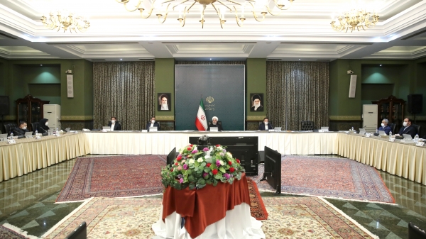 Gov't backing forerunners of health with all its might/ National Task Force for Fighting Coronavirus decisions made after discussions at specialised committees/ Today not a time for political war

