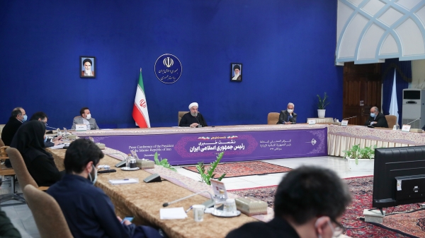 رئیس جمهور در پاسخ به سوال خبرنگار روزنامه اعتماد:
طبق اصل 113 قانون اساسی تذکر و اخطار حق رئیس جمهوراست
