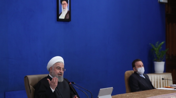 امام در مرداد سال 58 جمله‌ای دارد که الان اگر کسی در یک روزنامه‌ای بنویسید ممکن است او را احضار کنند و بگویند که چه گفتی؟ من این جمله امام را می‌خوانم و ببینید که ما با تفکر امام چقدر فاصله گرفتیم. امام خطاب به منتخبین مجلس خبرگان قانون اساسی می‌فرماید: «اکثریت هر چه گفتند آرای ایشان معتبر است ولو به ضرر خودشان باشد، شما که ولی آنها نیستید شما فقط وکیل آنها هستید. مردم خودشان مصالح خودشان را می‌دانند.»/در مساله جمهوریت، مردم سالاری، آرای مردم و نظر اکثریت، همیشه مهم است/امیدوارم از اسلام یک تفسیر صحیح، درست و بدون تحریف، و نه یک اسلام افراطی و خرافی به جامعه ارائه کنیم