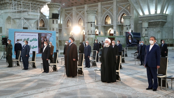President, cabinet members renew allegiance with ideals of the late Imam Khomeini (RA), Islamic Revolution martyrs

