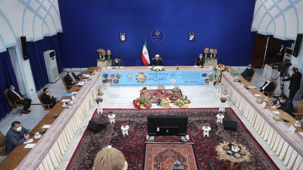 Farmers ensure country’s self-sufficiency, independence, people’s food security with their 24/7 work, efforts/ Doing great work in various agricultural fields a honour for gov’t/ Thanking all farmers, especially top farmers

