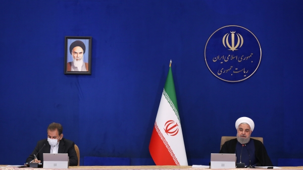 امسال هم در خرداد ماه انتخابات مهم ریاست جمهوری  1400 را پیش رو داریم /  انتخابات ریاست جمهوری تنها این نیست که مردم پای صندوق رای درمورد رئیس قوه مجریه اظهار نظر می کند/  رئیس جمهور رئیس یک جناح و حزب و گروه نیست، او می خواهد ملت ایران را نمایندگی کند/ مردم باید با آزادی و آگاهی کامل پای صندوق آرا بیایند و ملاک هم تشخیص ملت است 