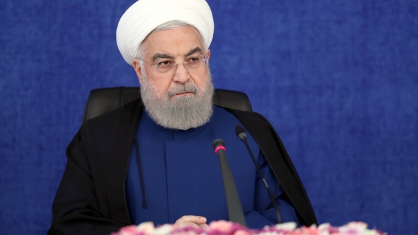 خودکفایی در تولید بنزین و گازوئیل از اقدامات بسیار مهم این دولت بوده است و ما امروز در گاز، بنزین و گازوئیل نه تنها خودکفا شده ایم بلکه صادر کننده هستیم/ دچار حیرت هستم از کسانی که گاهی وقت ها در گوشه و کنار می نویسند این دولت چه کاری کرده است، در همین نفت و گاز اقدامات انجام شده را ببینند