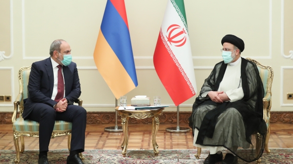 Iran to spare no effort to deepen peace, stability in the region/ We can take big steps in serving both nations’ interests with cooperation

