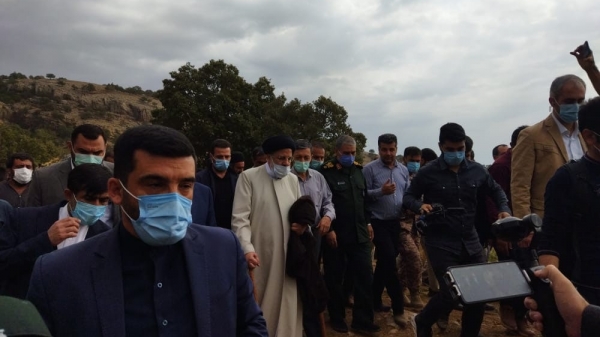 President makes unannounced visit to quake-hit areas in Andika/ President orders to immediately rebuild damage, compensate people's losses
