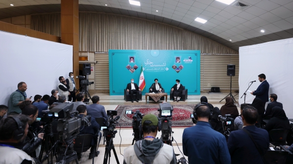 Gov't visit to West Azerbaijan had 157 resolutions in various fields/ Organising legal trade routes stops trade through unconventional routes
