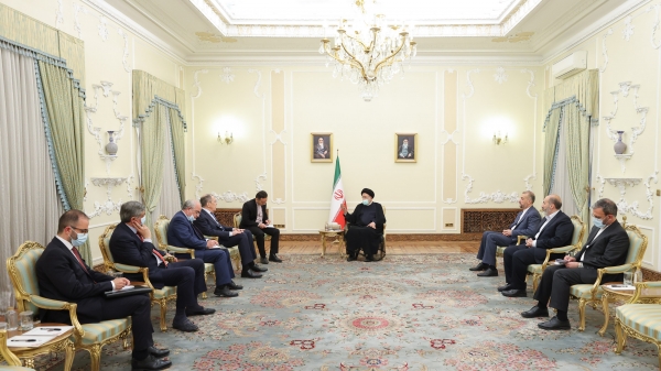 Ongoing consultations between Iranian and Russian officials signify serious will to shape new era of beneficial strategic cooperation/ Tehran, Moscow stress ban on any foreign presence in the Caspian Sea
