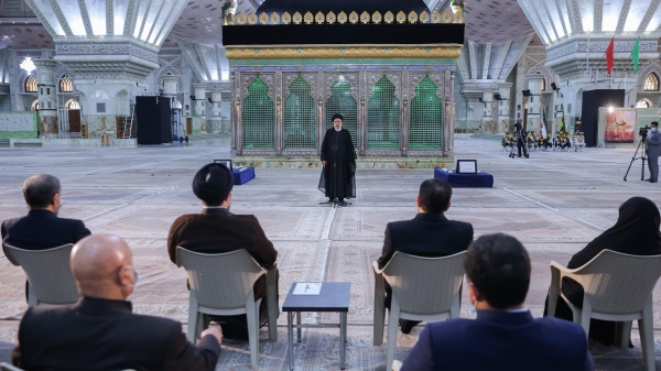 Imam Khomeini (RA) had his heart attached to God and his whole existence was dedicated to serving people