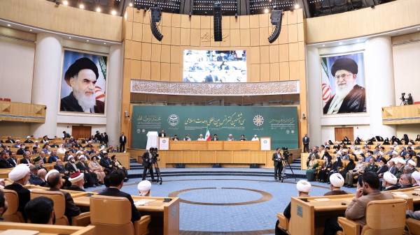 The comprehensiveness of Islam can meet all the needs of today's mankind/ The message of the Islamic Unity Conference to enemies is that we want the life of contemporary man to take place in the name of religion
