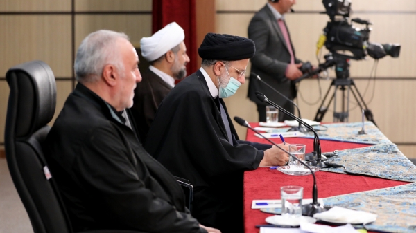 جمهوری اسلامی به اندازه سنوات بعد از انقلاب انتخابات برگزار کرده است
