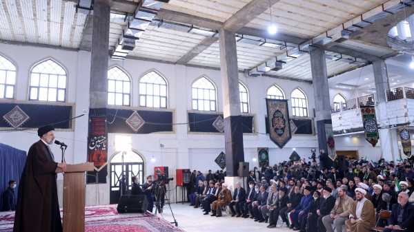 Baharestan not a burden on Tehran's shoulders, but sometimes shouldered Tehran's burdens/ Population one of main supports of power, a divine blessing
