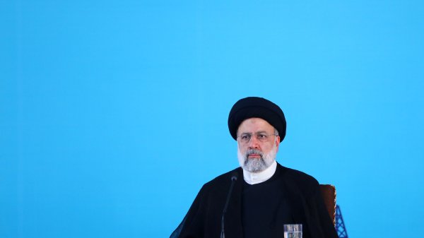 جبران عقب‌ماندگی‌ها/ آماده افزایش ظرفیت انتقال انرژی بین دو کشور هستیم