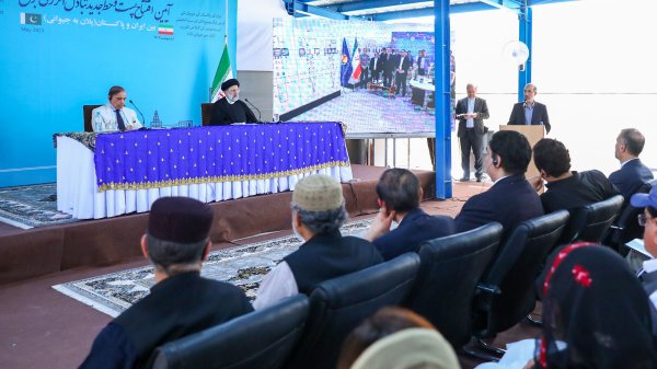 خط مرزی ایران و پاکستان در مسیر پیشرفت قدم گذاشته است