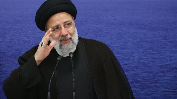 فعال‌شدن اقتصاد تعاونی در استان/ دست جوانان را باید گرفت