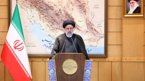 ایران و اندونزی، مخالف یکجانبه‌گرایی و موافق صلح و امنیت