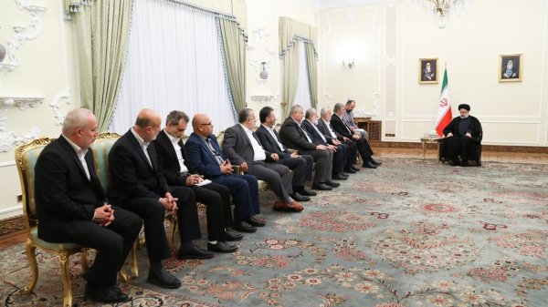 Dr Raisi: By normalising ties with Islamic countries, Zionists looking for desperation of Palestinian youth for freedom of their lands/ Today, thanks to blood of martyrs, people's hearts in various regions around world directed towards Palestine/ Ziyad al-Nakhalah: We are proud of victories of Islamic Republic of Iran
