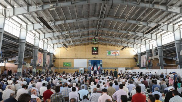 Islamic society won't tolerate insulting Holy Qur'an/ Religiosity, religion-orientedness distinguished characteristics of people of Rafsanjan/ Solving water, electricity problems of people, farmers of Kerman one of important priorities of Popular Administration
