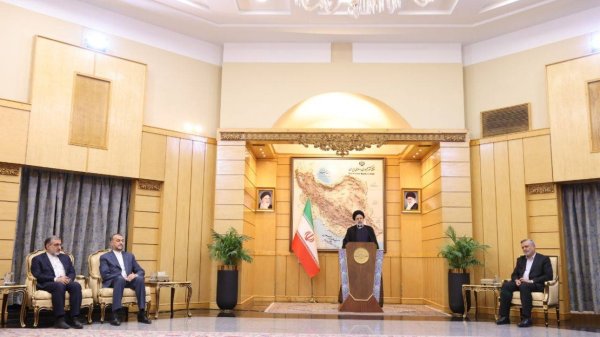 Strengthening strategic depth of Iran one of main goals of visit to Africa/ Africa land of opportunities, should not be neglected/ Agreement on bartering petrochemical products with basic goods one of key achievements of the trip
