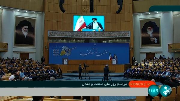 دولت برای رفع موانع و مشکلات موجود تصمیم جدی دارد/ کار تولید با جدیت دنبال شود