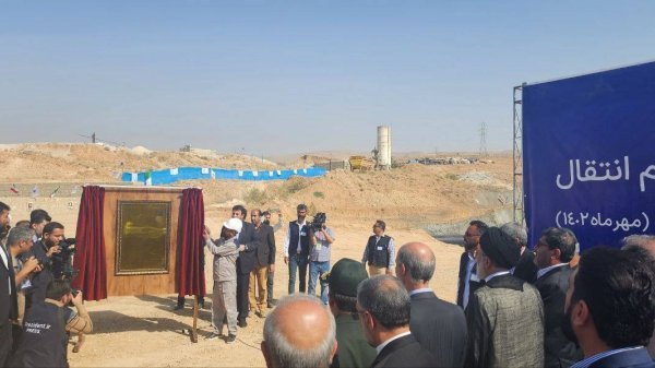 Official operation of the huge project of 2nd line of drinking water transfer of Shiraz metropolis from Dorudzan Dam / Simultaneous opening of 65 water and electricity projects with a credit amounting to 10,600 billion Tomans
