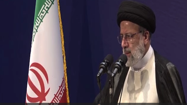 حفظ هویت فرهنگی، دینی و تمدنی کشور بر همه واجب است/ دیروز سخن از دولت الکترونیک بود، امروز سخن از دولت هوشمند