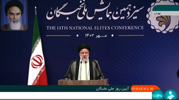 حقوق متقابل جامعه و نخبگان/ وطن‌دوستی و مردم‌دوستی از شاخصه‌های مهم نخبگی است