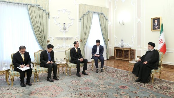 Iran ready to further improve level of relations with Thailand/ Iran's readiness to exchange capabilities in various fields with Thailand / Thai Ambassador expresses hope for his country to benefit from Iran's capabilities in scientific and economic fields

