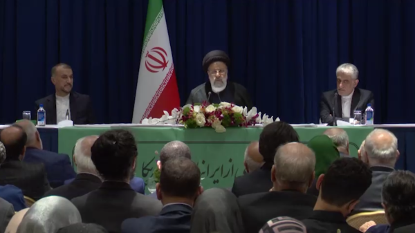 مشمولانی که در خارج از کشور تحصیل کردند، با خیال راحت به میهن بازگردند