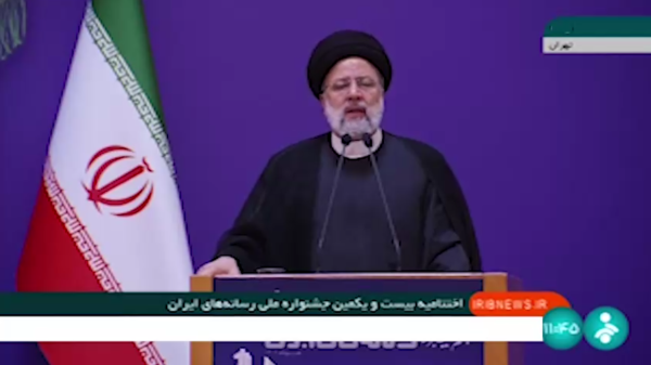 دشمن امروز امیدها را  هدف قرار داده است  