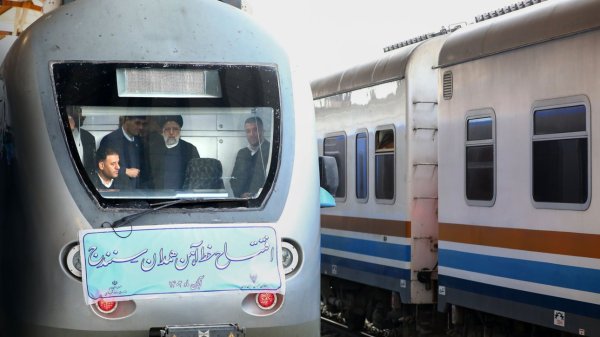 Hamadan-Sanandaj railway megaproject opens after 18 years
