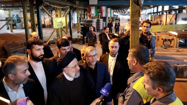 Celebration of the revival of 185 industrial and production units in Alborz province with the presence of Dr Raisi
