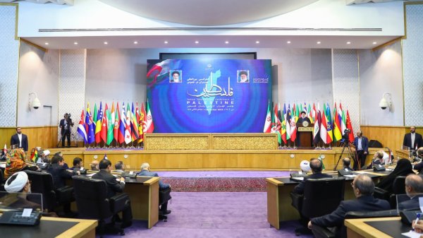 We have always declared our support for liberation of Holy Quds loudly, without stuttering/ Supporters of legitimising Zionist regime should answer whether continuation of occupation creates legitimacy for the occupier
