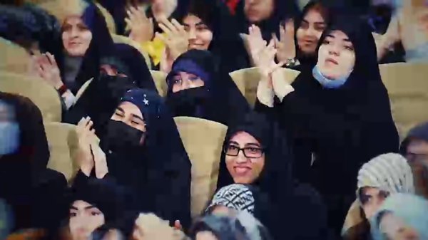 صریح و صمیمی/ روایتی از دیدار رئیس‌جمهور با دانشجویان دانشگاه شهید بهشتی در روز دانشجو