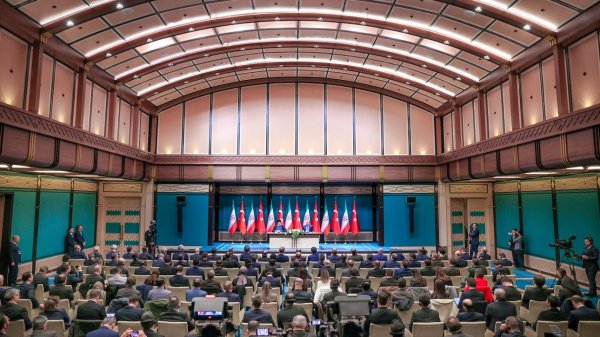 Authorities of Iran, Türkiye determined to improve relations, especially in the commercial and economic sector/ The only way to create stability and security in the region is cooperation of regional countries in fighting terrorism/ Iran and Türkiye in supporting Palestine, realising rights of Palestinians and removing 75-year oppression of Palestinian nation
