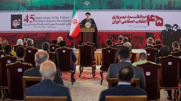 Islamic Revolution still has dimensions that should be recognised more than before/ Unlike most revolutions, the Islamic Revolution has not undergone a change in positions and ideals
