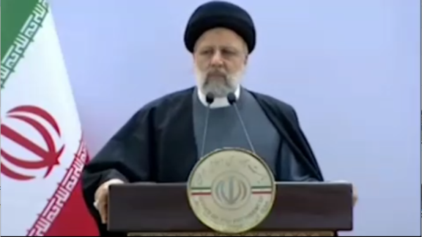 با تاکید بر حقوق حقه ملت ایران/ میز مذاکره را ترک نکرده و نخواهیم کرد