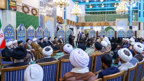 Gov't always considers seminaries as think tanks, companion, support/ Emphasis on importance of mosques, various political, social and cultural functions of this holy institution
