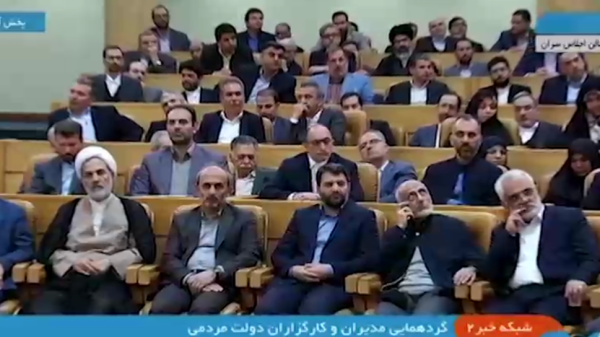 تغییر با داشتن نگاه تحولی ایجاد می‌شود 