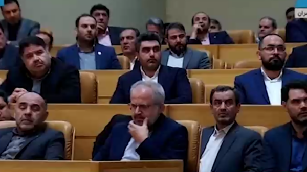 بهترین زمینه قرب الهی خدمت به مردم است 