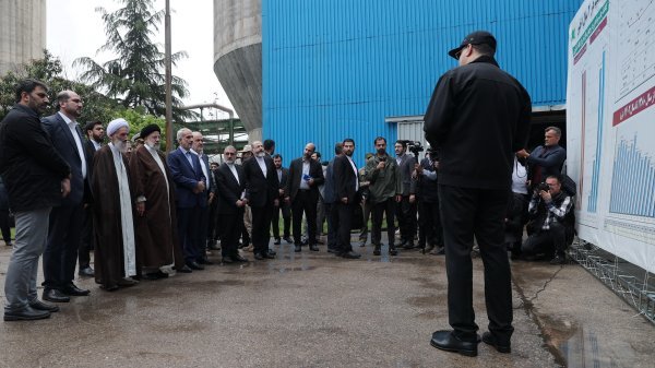 Celebrating revival of 395 stagnant production, industrial units in Mazandaran province/ Creating over 9,564 job opportunities
