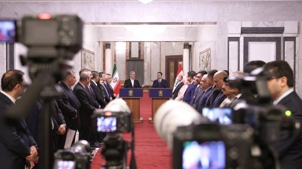 Pezeshkian says Iran-Iraq security pact guarantees peace and stability in both countries
