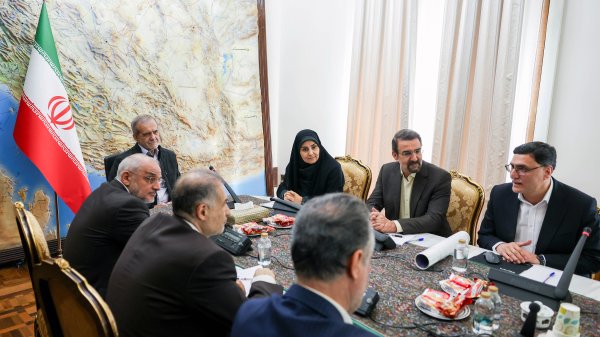 President Pezeshkian calls for expediting construction of Rasht-Astara railway
