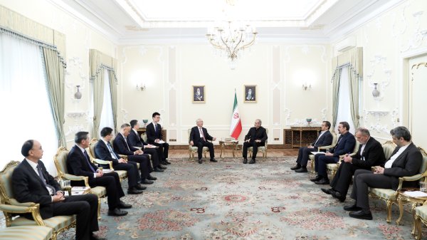 Pezeshkian: Iran determined to boost cooperation with Russia, China to counter US unilateralism 