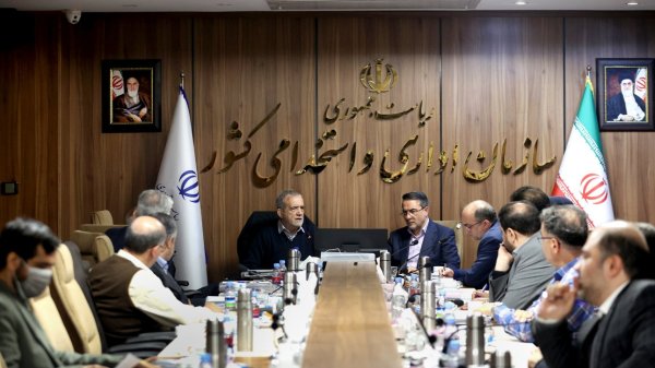 President Pezeshkian calls for remodeling administrative structure of Iran