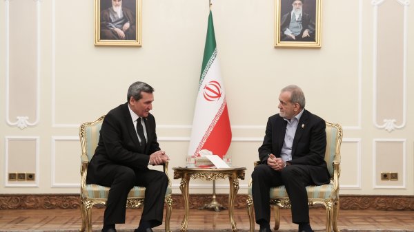 Iran seeks to strengthen ties with Turkmenistan, says Pezeshkian