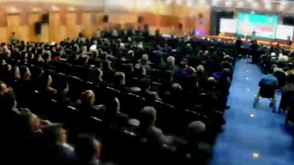 #نماهنگ | دیداری از جنس نخبگی/ از اهمیت حضور شخص رئیس‌جمهور در استان تا کمک به شرکت‌های دانش‌بنیان