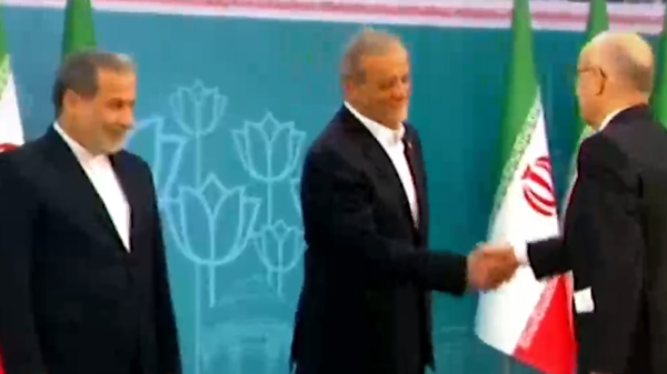 #نماهنگ | سلامِ سفرا به رئیس‌جمهور در سالگرد پیروزی انقلاب اسلامی