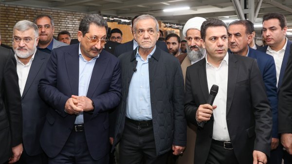 President Pezeshkian visits 2 manufacturing units in Qarchak County

