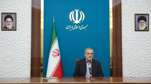 President Pezeshkian advocates for implementing Iran-Eurasia free trade agreement